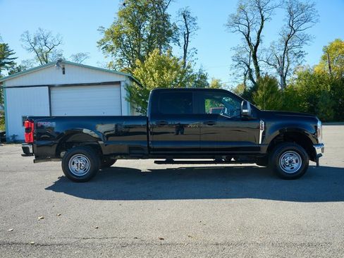 Used 2024 Ford F250 XL w/ 360-Degree Camera Package image 7