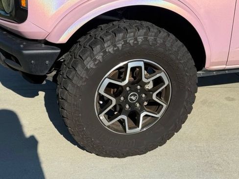 Used 2023 Ford Bronco Outer Banks AWD/4WD image 4
