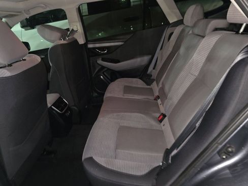 Used 2022 Subaru Outback Premium image 14