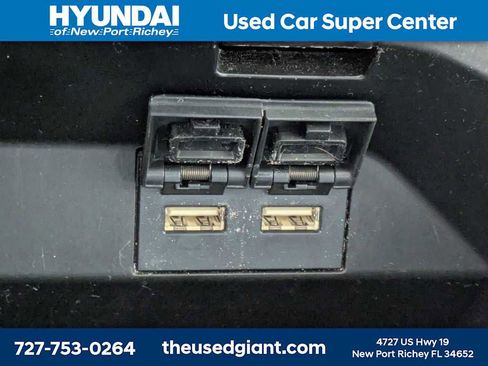 Used 2019 Toyota Camry XLE FWD image 29