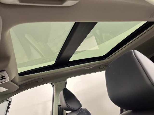 Used 2024 Nissan Rogue SV w/ SV Premium Package FWD image 34