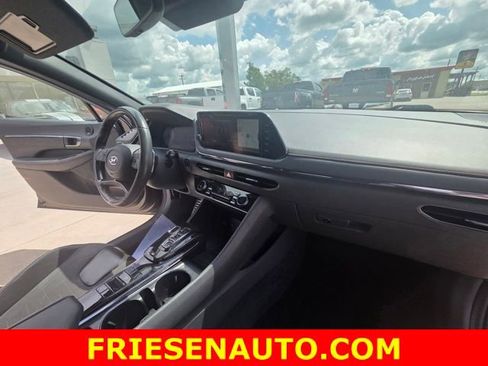 Used 2022 Nissan Altima 2.5 SR image 23
