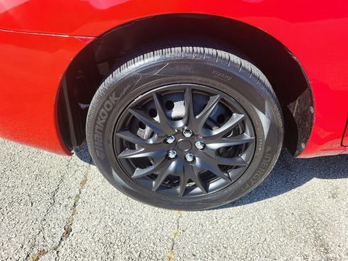 Used 2006 Toyota Matrix XR image 26