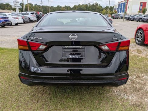 Used 2023 Nissan Altima 2.5 SV image 5