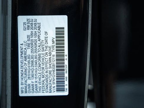 Used 2025 Honda Pilot Elite image 47