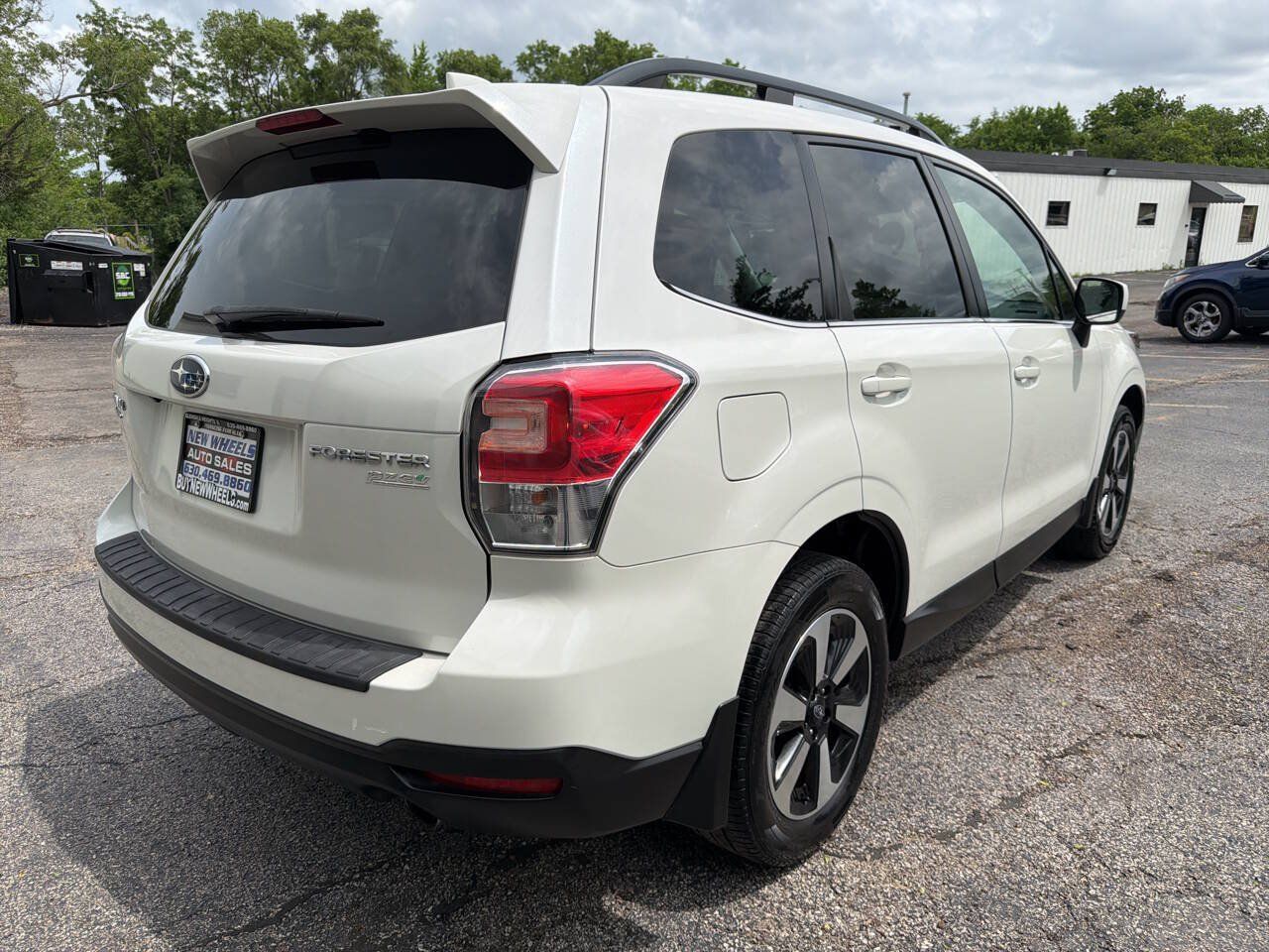 Used 2017 Subaru Forester 2.5i Limited w/ Protection Package #2 AWD/4WD image 6