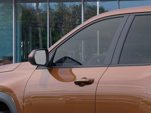 New 2027 Chevrolet Equinox LT AWD/4WD image 12