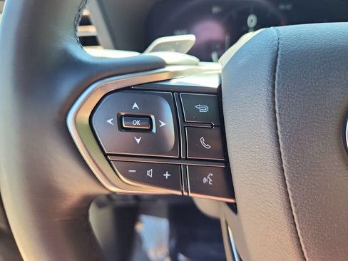 Used 2025 Lexus GX 550 AWD/4WD image 19