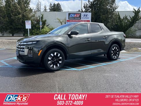Certified 2025 Hyundai Santa Cruz SE AWD/4WD image 1