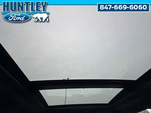 Used 2023 Ford F150 Lariat image 10