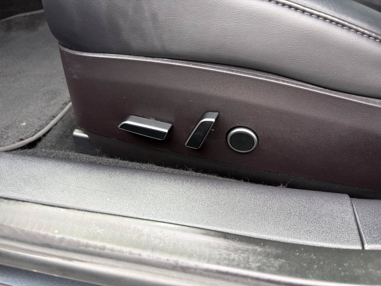 Used 2023 Tesla Model 3 Performance AWD/4WD image 12