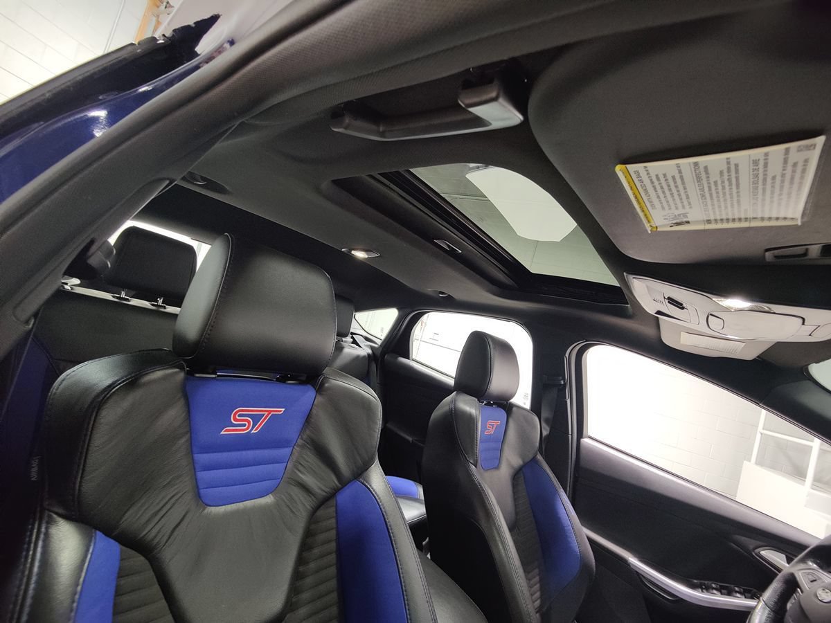 Used 2016 Ford Focus ST w/ Equipment Group 401A FWD image 14