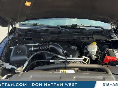 Used 2016 RAM 1500 Laramie w/ Convenience Group AWD/4WD image 3