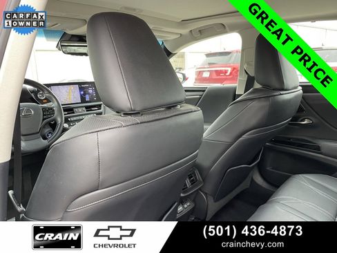 Used 2022 Lexus ES 300h Ultra Luxury image 27