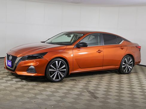 Used 2022 Nissan Altima 2.5 SR image 5