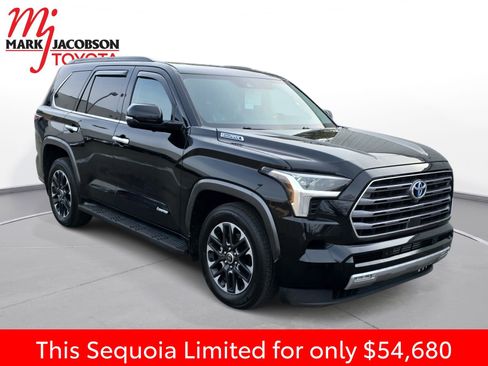 Used 2023 Toyota Sequoia Limited image 5