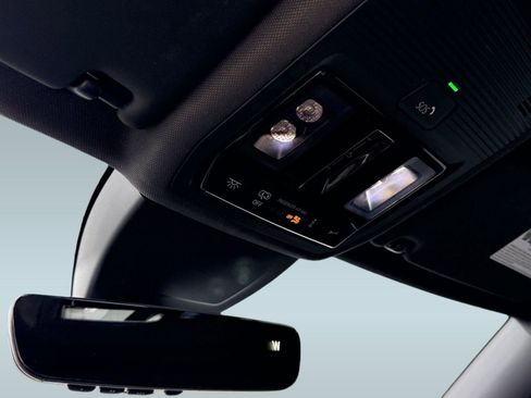 Used 2022 Volkswagen GTI Autobahn image 20