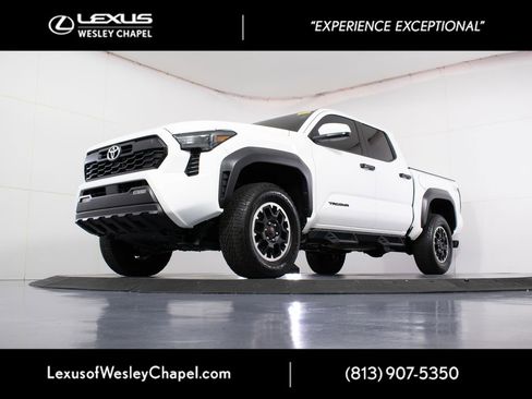 Used 2024 Toyota Tacoma TRD Off-Road AWD/4WD image 12