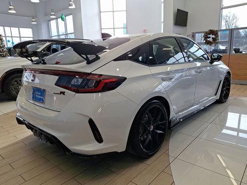 New 2025 Honda Civic Type R image 6