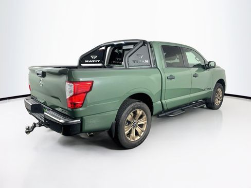 Used 2024 Nissan Titan SV w/ SV Bronze Edition Package RWD image 9