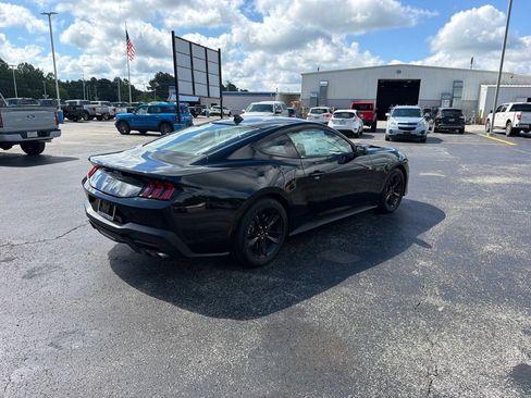 New 2026 Ford Mustang GT RWD image 3