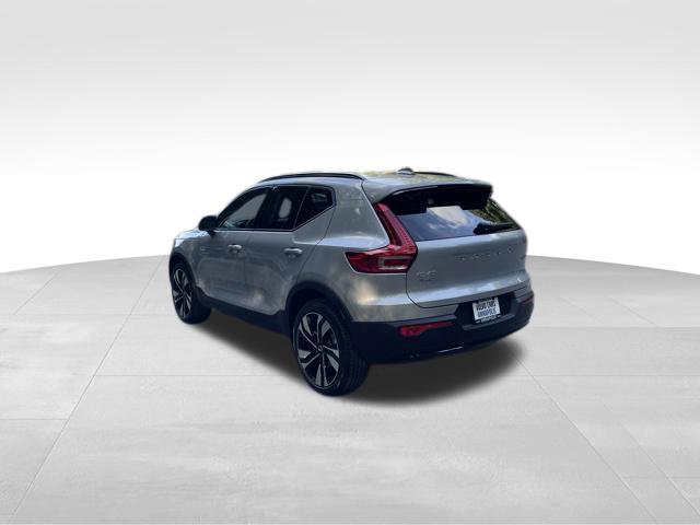 Certified 2023 Volvo XC40 B5 Plus w/ Protection Package Premier AWD/4WD image 6