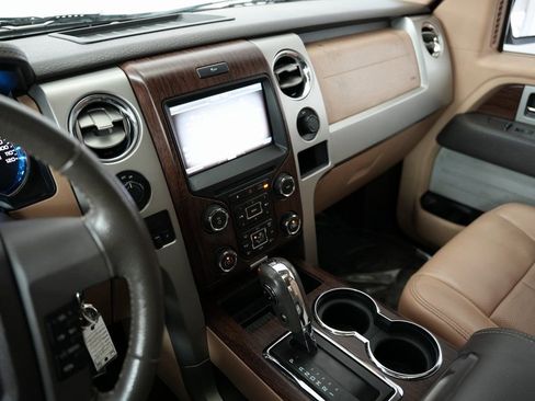 Used 2014 Ford F150 Lariat w/ Lariat Chrome Package image 17