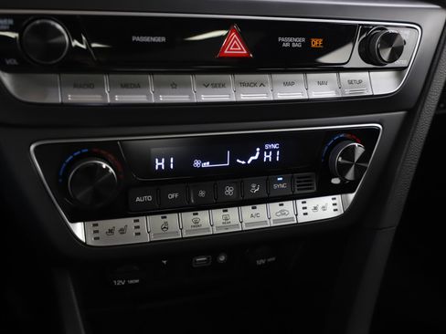 Used 2019 Hyundai Sonata Limited image 21