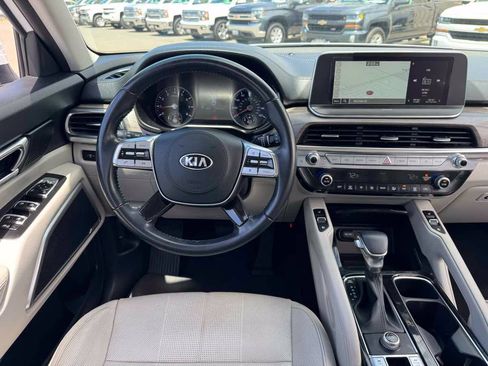 Used 2021 Kia Telluride EX w/ EX Premium Package FWD image 27