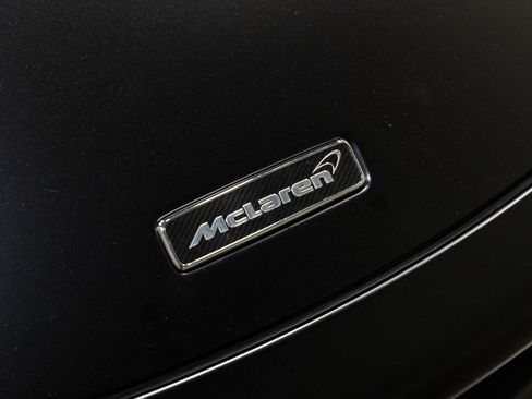 Used 2020 McLaren 720S Spider image 12