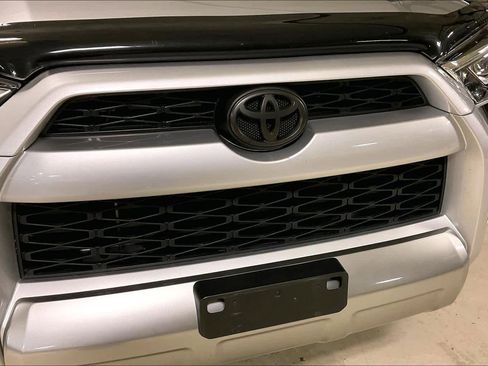 Used 2019 Toyota 4Runner TRD Off-Road Premium image 30