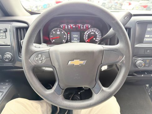 Used 2018 Chevrolet Silverado 1500 Custom w/ Custom Value Package RWD image 29
