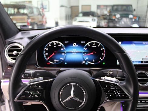 Used 2021 Mercedes-Benz E 350 Sedan w/ Premium Package image 16