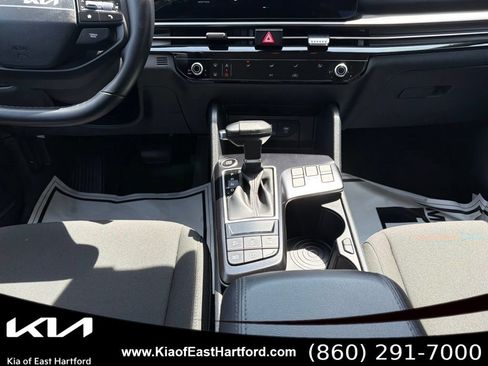 Used 2026 Kia Sportage LX w/ LX Convenience Package AWD/4WD image 25