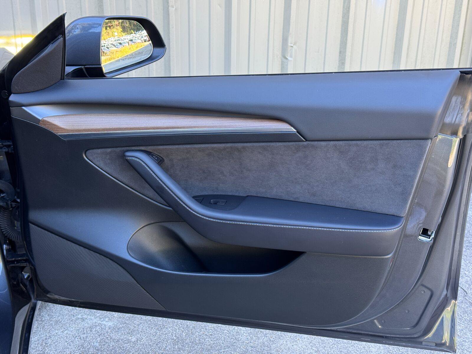 Used 2023 Tesla Model 3 Standard Range RWD image 45