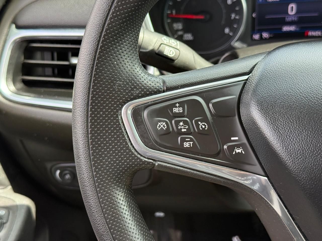 Used 2022 Chevrolet Equinox LT FWD image 20