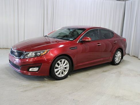 Used 2015 Kia Optima EX image 3