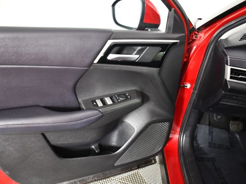 Used 2024 Mitsubishi Outlander SE AWD/4WD image 34