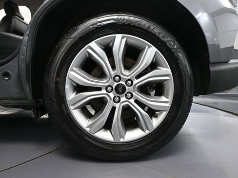 Used 2024 Ford Edge Titanium AWD/4WD image 13