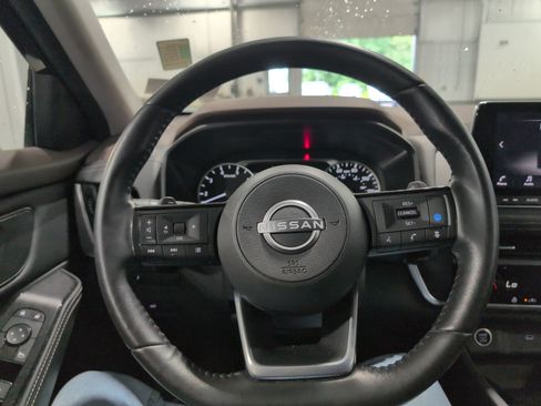 Used 2023 Nissan Rogue SV w/ SV Premium B Package AWD/4WD image 10