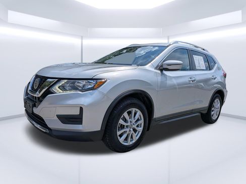 Used 2018 Nissan Rogue SV FWD image 7