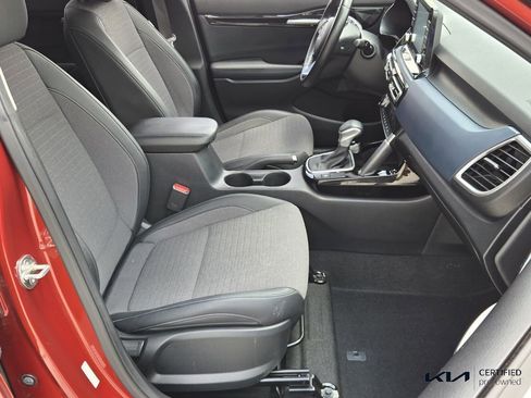 Certified 2023 Kia Seltos S FWD image 17