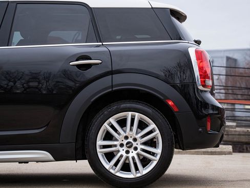 Used 2018 MINI Cooper Countryman image 4