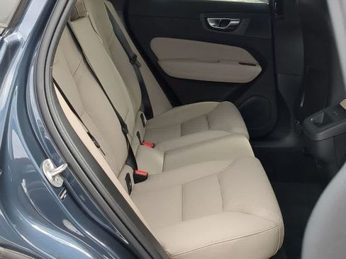 Used 2026 Volvo XC60 B5 Plus w/ Protection Package Premier AWD/4WD image 19