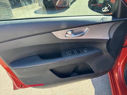 Used 2023 Kia Forte LXS image 17