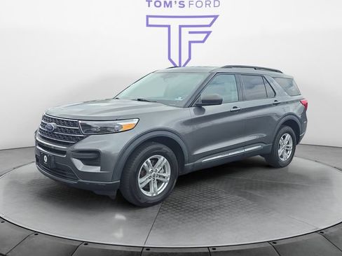 Certified 2023 Ford Explorer XLT AWD/4WD image 1