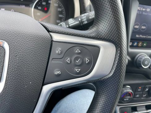 Used 2022 GMC Terrain SLE w/ Driver Convenience Package AWD/4WD image 25