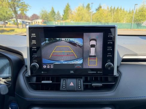 Used 2022 Toyota RAV4 XSE AWD/4WD image 24