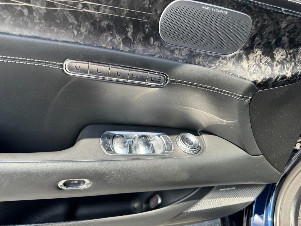 Used 2023 Genesis G90 3.5T AWD/4WD image 16