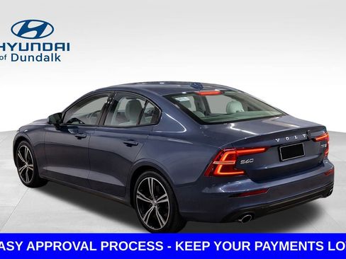 Used 2020 Volvo S60 T6 Momentum image 5
